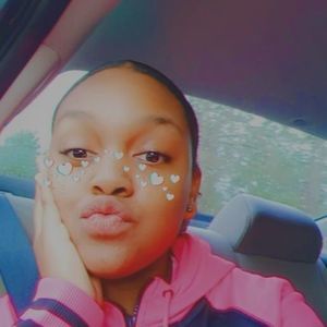 Meet your Posher, Mya